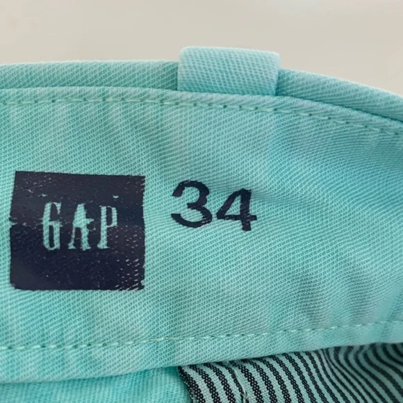 GAP men’s 34 aqua khaki shorts - Picture 3 of 4